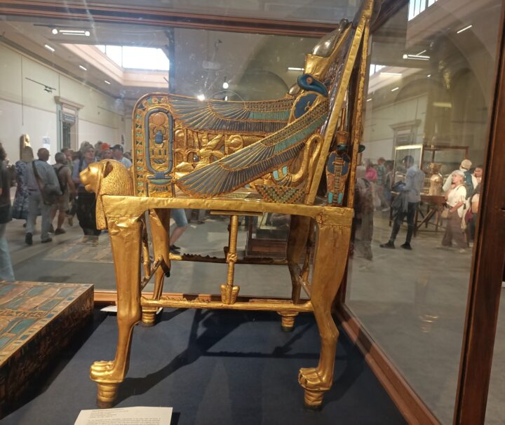 Egyptian Museum, Tutankhamun throne