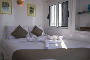 Dahabiya luxury room with king bed