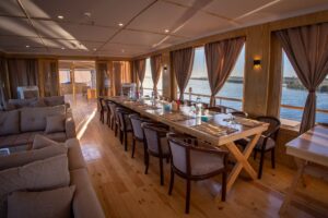 Dinning room, Dahabiya Nile Cruise