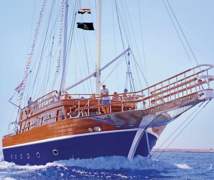 Pirate boat Hurghada to orange bay