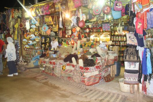 7 Giorni Viaggio di Pasqua in Egitto Il Cairo Hurghada & Deserto Bianco