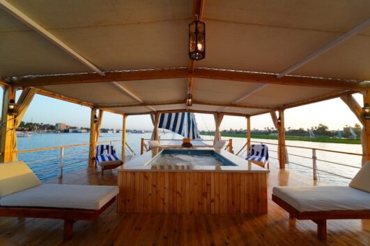 Turquoise Dahabiya Nile Cruise: 5 Days Sailing from Esna to Aswan