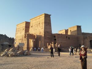 Sultana Dahabiya Nile Cruise: 3-Night Sailing Aswan to Esna