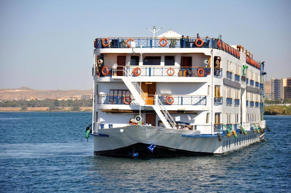 Esmeralda Nile Cruise Aswan to Luxor in 4 days